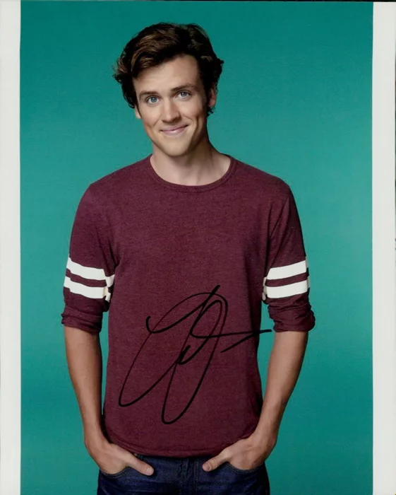 Jack Cutmore-Scott autograph