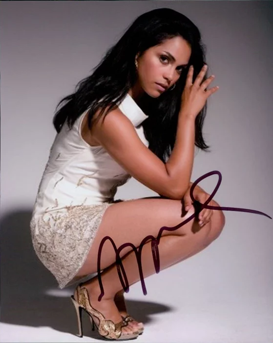 Monica Raymund autograph