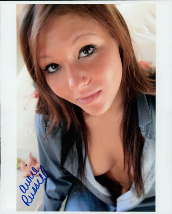 Avrie Russell autograph