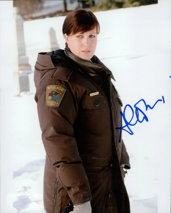 Allison Tolman autograph