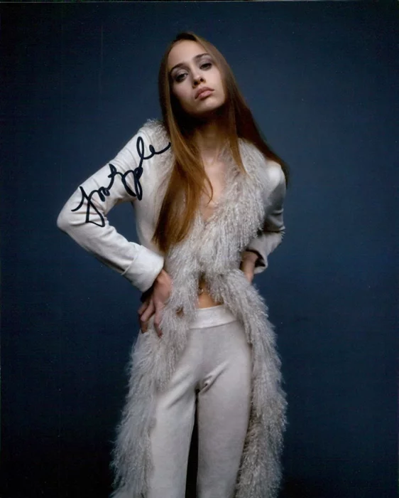 Fiona Apple autograph