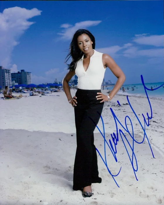 Khandi Alexander autograph