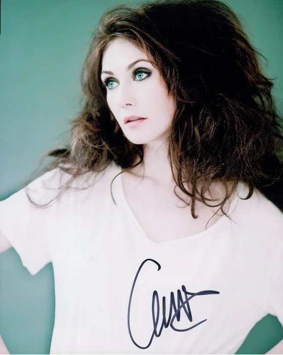 Carice van Houten autograph