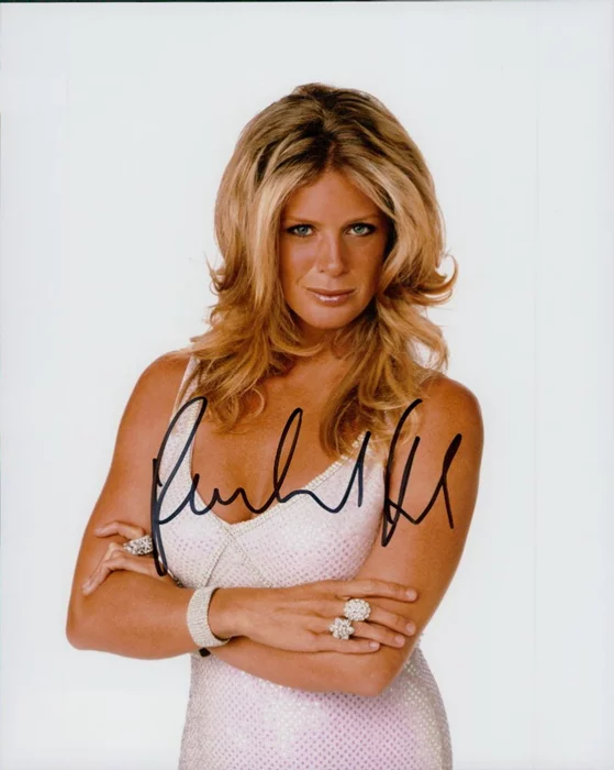 Rachel Hunter autograph