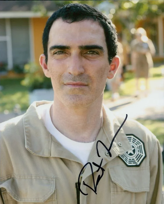 Patrick Fischler autograph