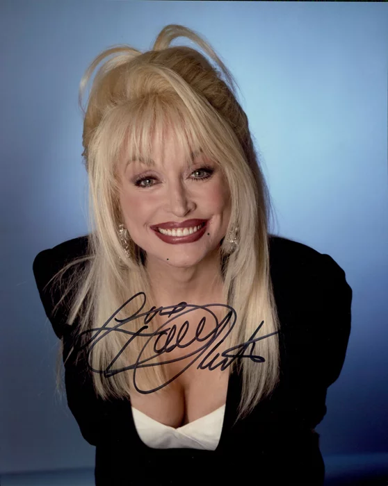 Dolly Parton autograph