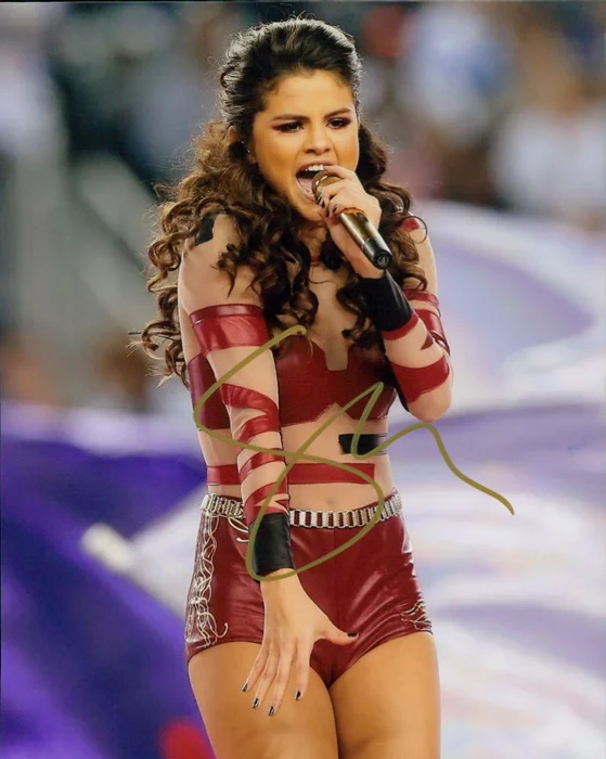 Selena Gomez autograph