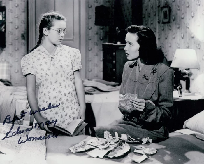 Edna May Wonacott autograph