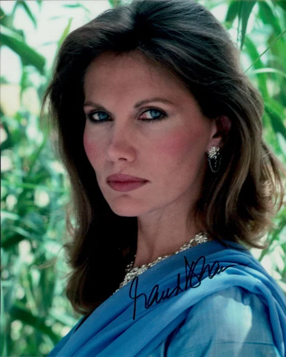 Maud Adams autograph