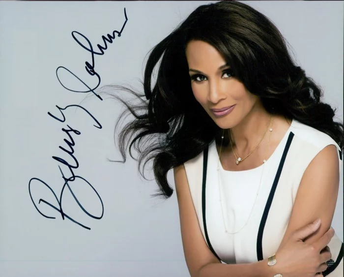 Beverly Johnson autograph