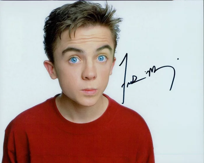 Frankie Muniz autograph