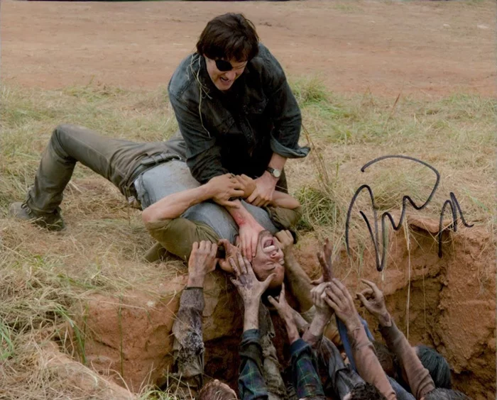 David Morrissey autograph