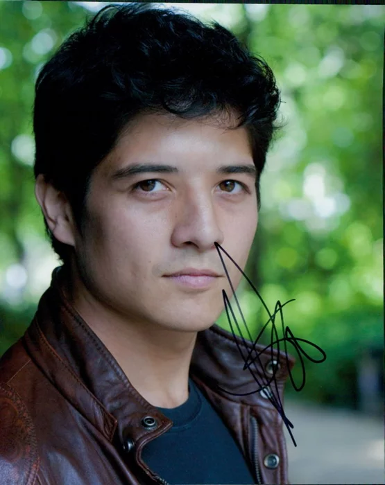 Jon Foo autograph
