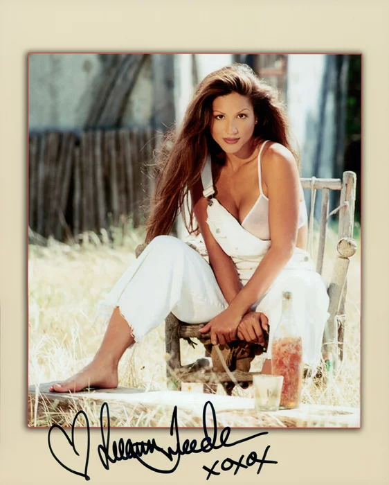 Leeann Tweeden autograph