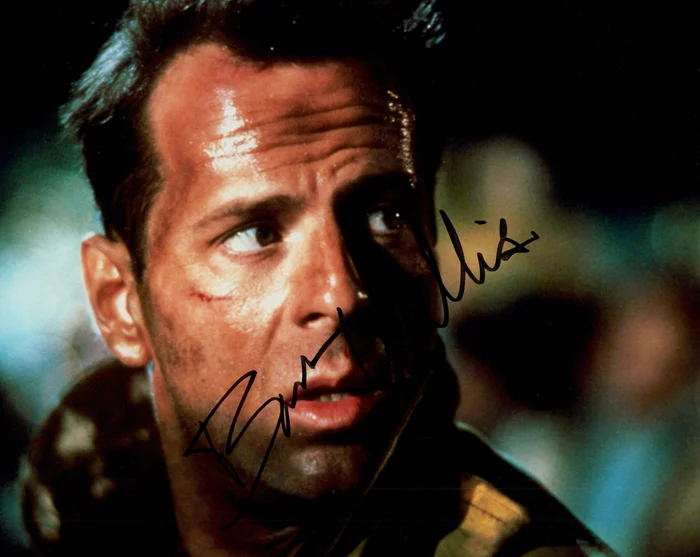 Bruce Willis autograph