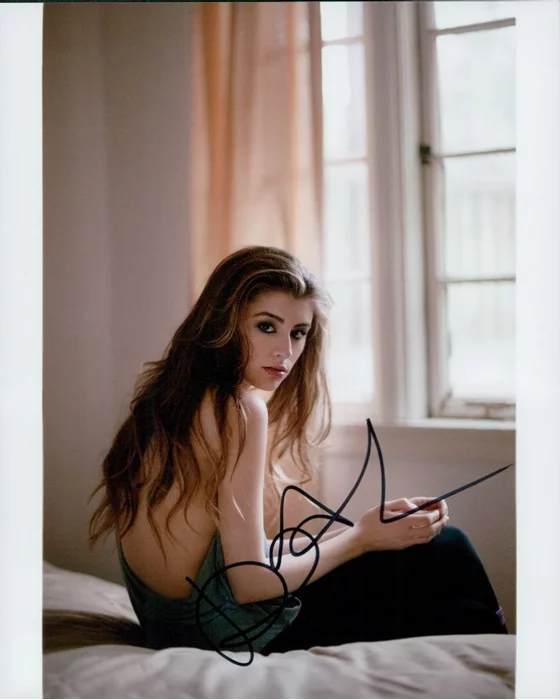 Dominik Garcia-Lorido autograph
