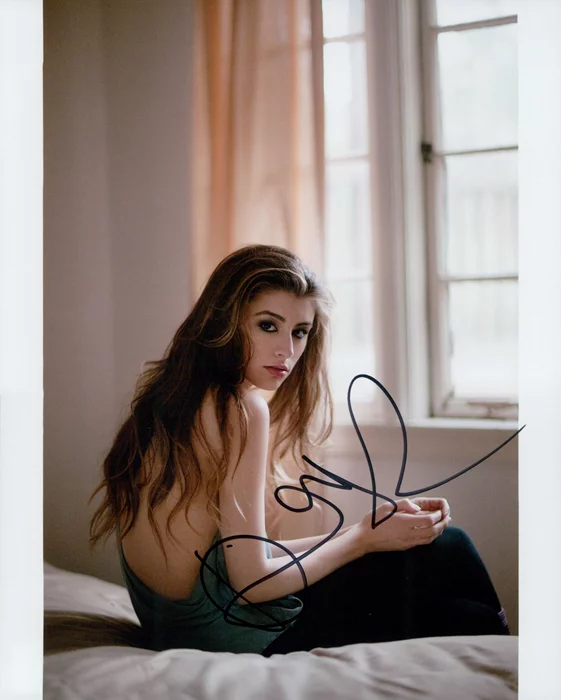 Dominik Garcia-Lorido autograph