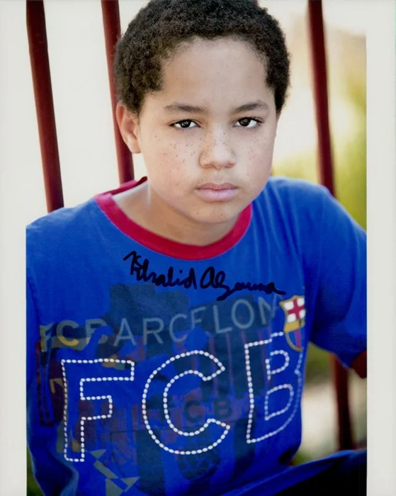 Khalid Alzouma autograph