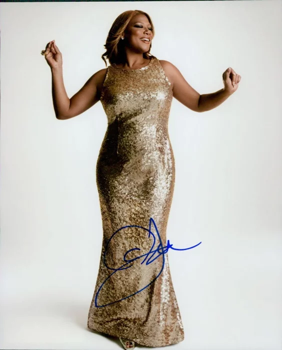 Queen Latifah autograph