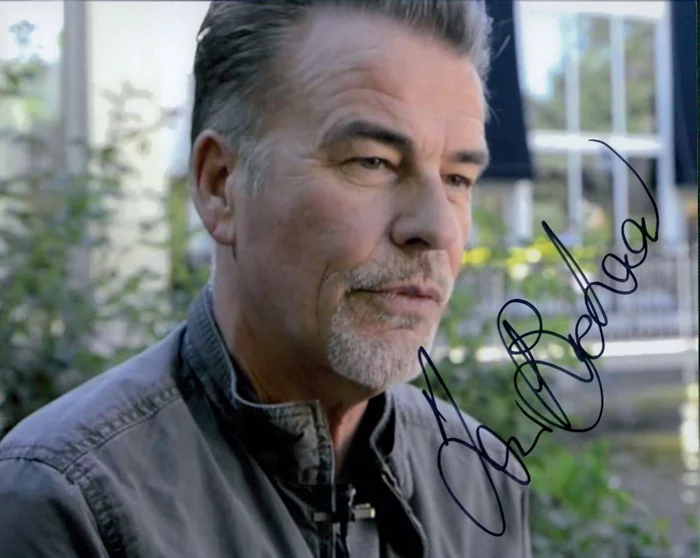 Ian Buchanan autograph