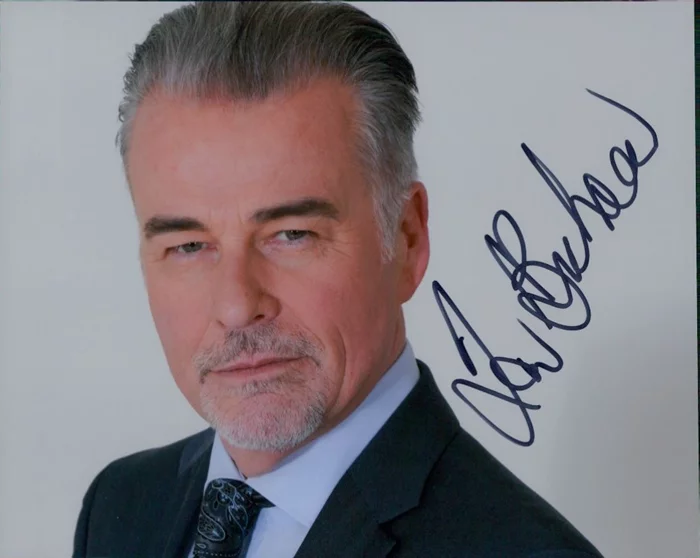Ian Buchanan autograph