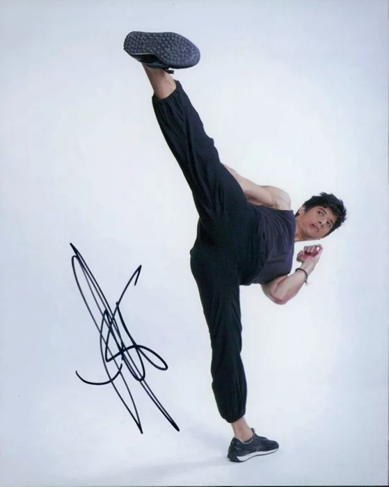 Jon Foo autograph