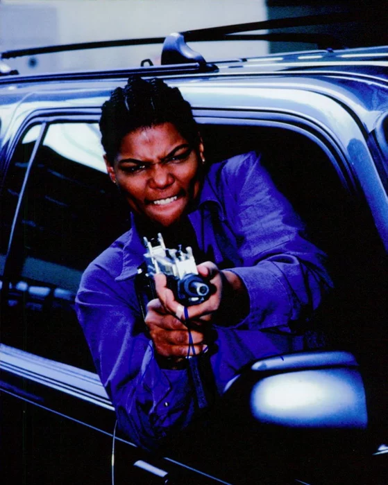 Queen Latifah autograph