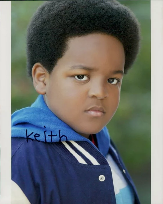 Keith L. Williams autograph