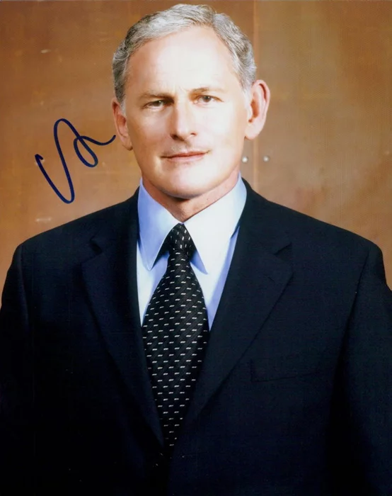 Victor Garber autograph