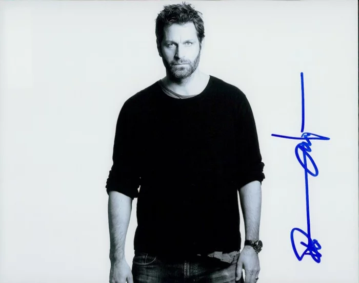 Peter Hermann autograph