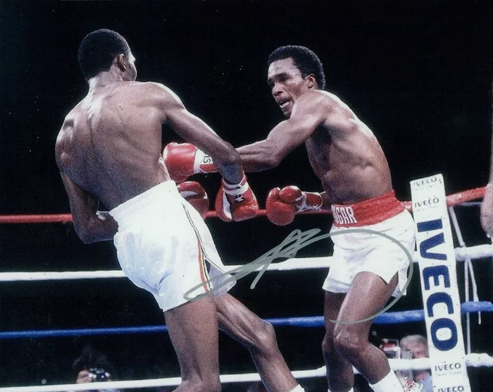 Sugar Ray Leonard autograph