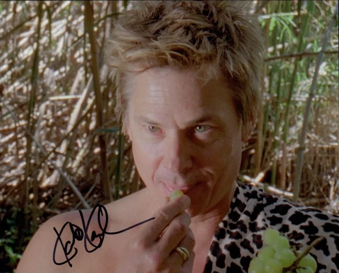 Kato Kaelin autograph