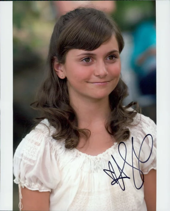 Alyson Stoner autograph