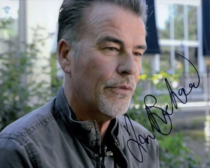 Ian Buchanan autograph