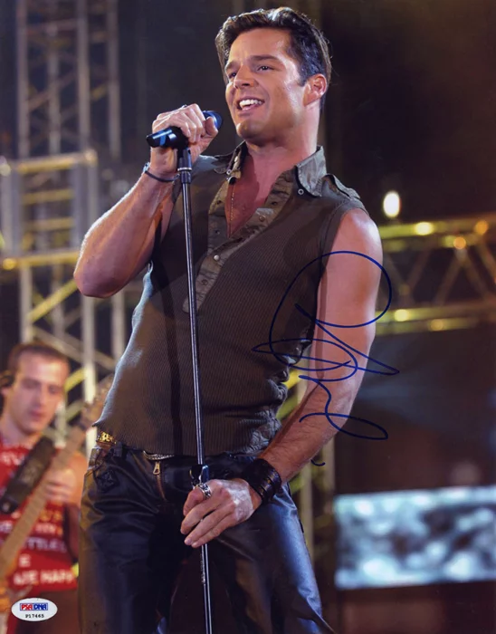 Ricky Martin autograph
