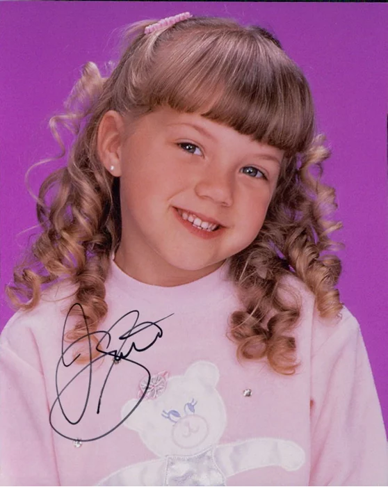 Jodie Sweetin autograph