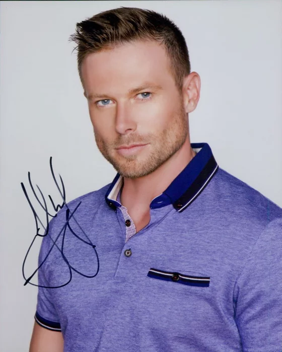 Jacob Young autograph
