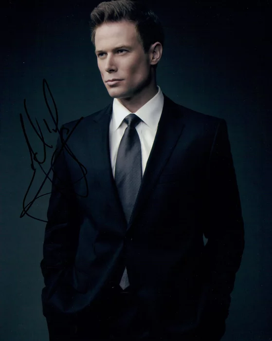 Jacob Young autograph