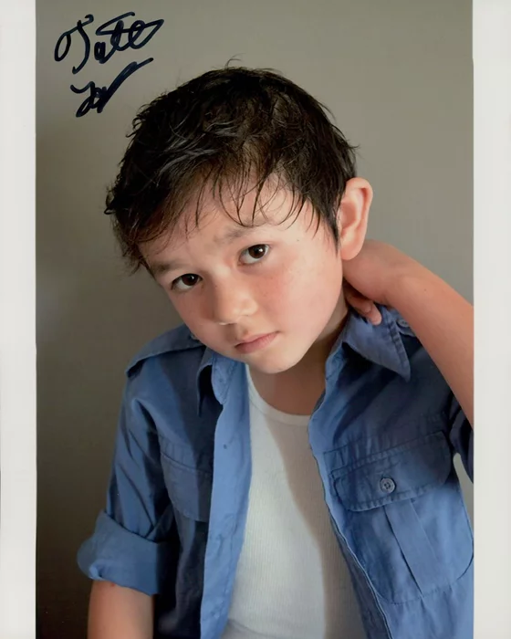 Tate Yap autograph