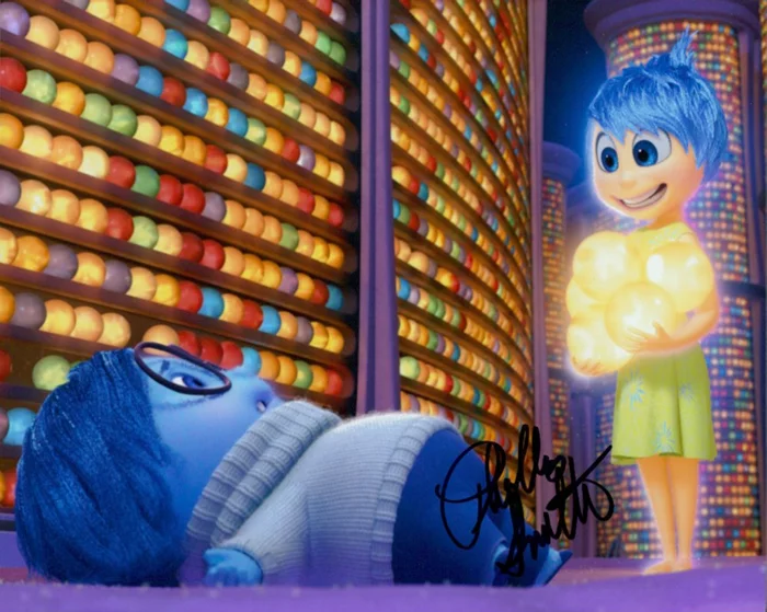 Phyllis Smith autograph