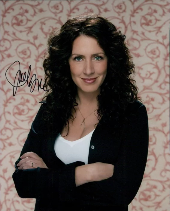 Joely Fisher autograph