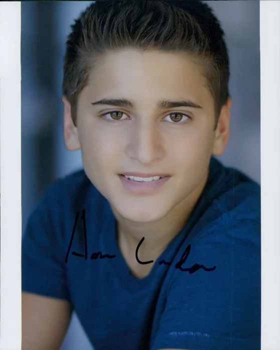 Aaron Landon autograph