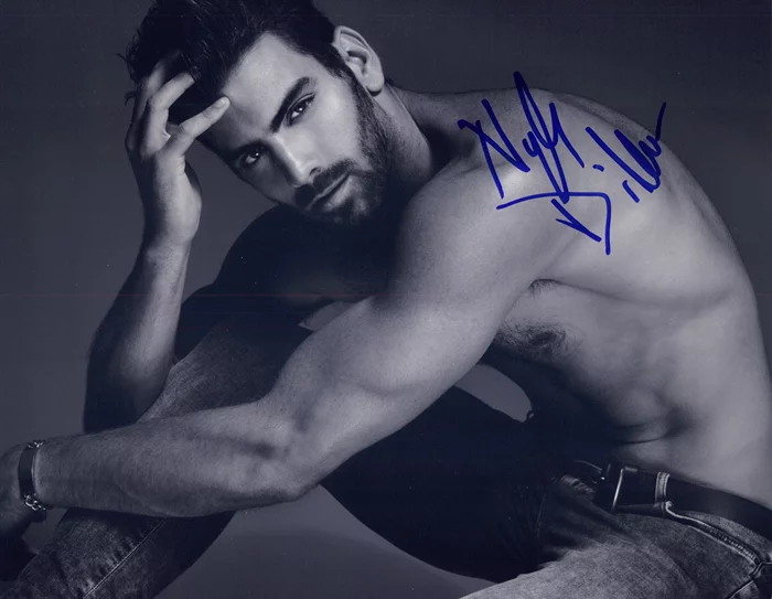 Nyle DiMarco autograph