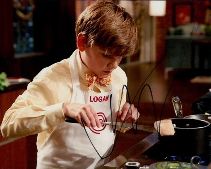 Logan Guleff autograph