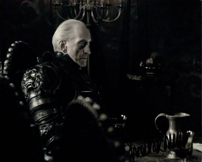 Charles Dance autograph