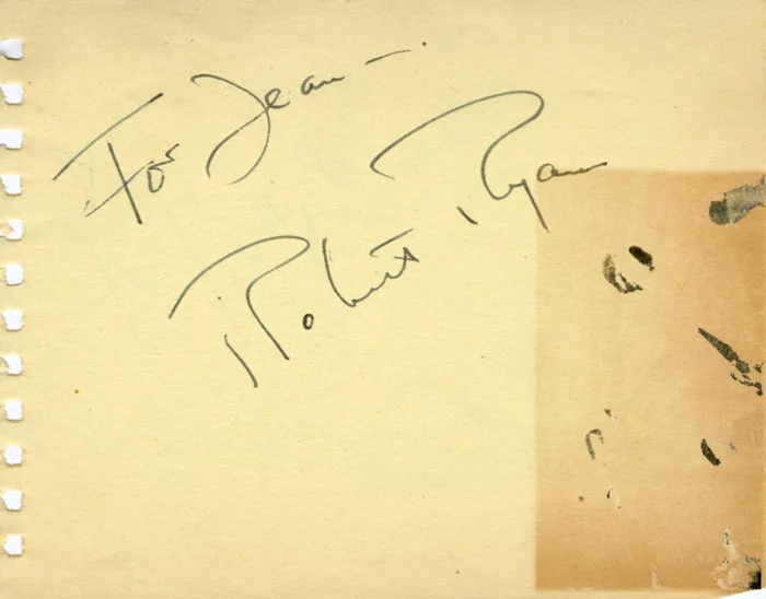 Robert Ryan autograph