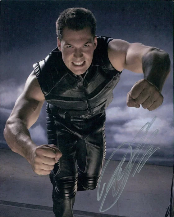 Daniel Cudmore autograph