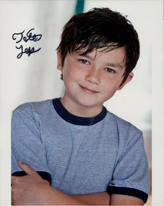 Tate Yap autograph