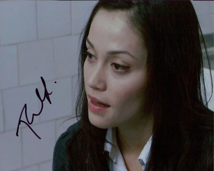 Fernanda Andrade autograph