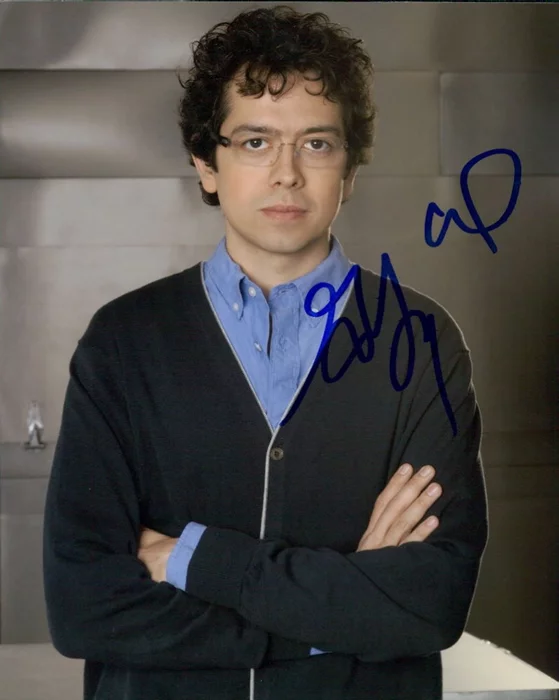 Geoffrey Arend autograph
